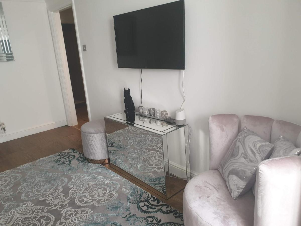 Cozy Muswell Hill 1-Bedroom Flat London Eksteriør billede